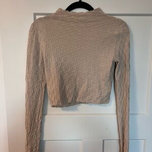 ASTR The Label Textured Long Sleeve Top